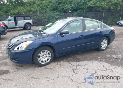 2010 Nissan Altima 2.5 S z USA, uszkodzony, nr VIN 1N4AL2APXAN408986